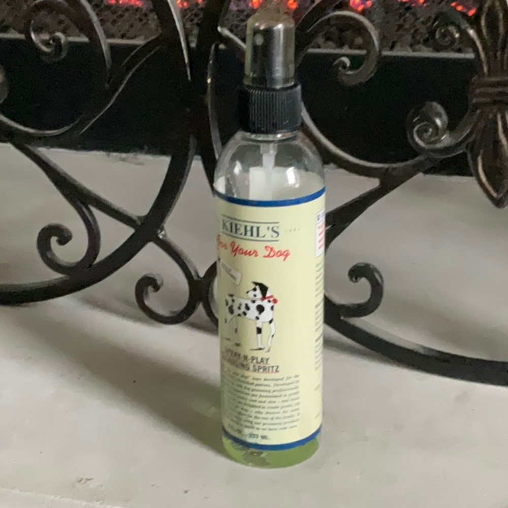 Kiehl's For Your Dog spray n Play Cleansing spritz used
